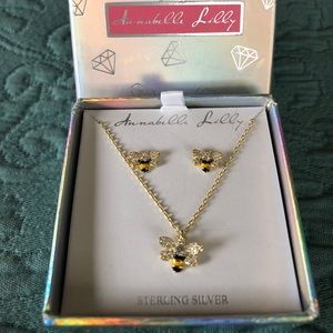 Child’s Bumble Bee Necklace and Earrings Set